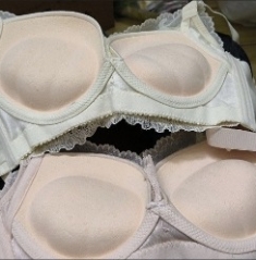 ���˱���